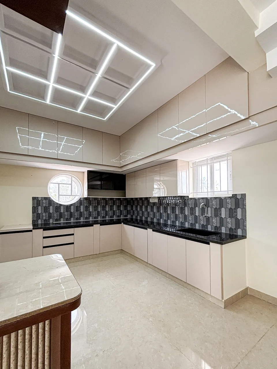 The Porthole House, kitchen